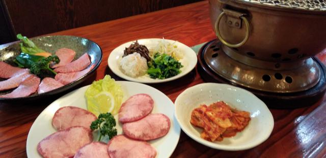 炭火焼肉    だい苑