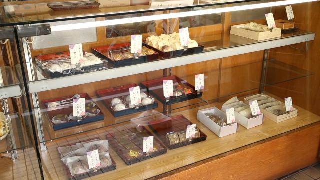 餅菓子　伊勢屋